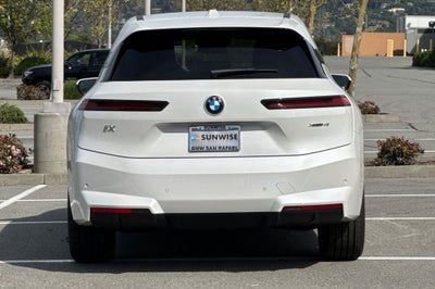2026 BMW iX xDrive45