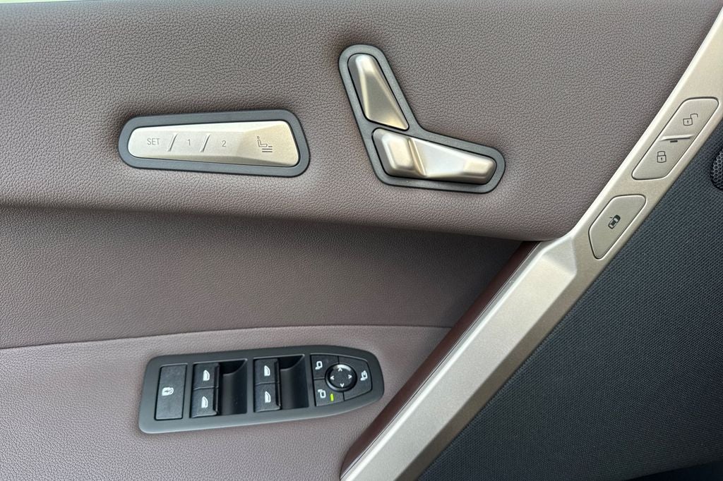 2026 BMW iX xDrive45