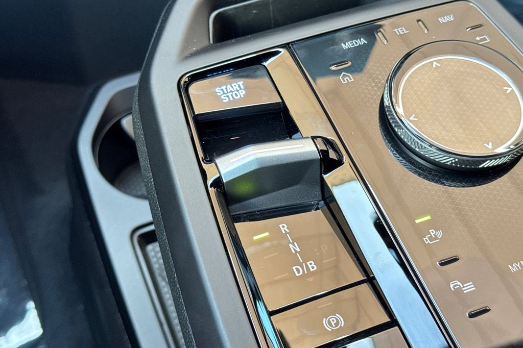 2026 BMW iX xDrive45