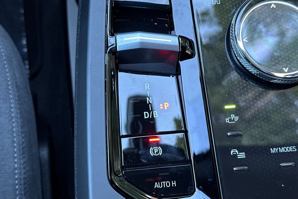 2026 BMW iX xDrive45