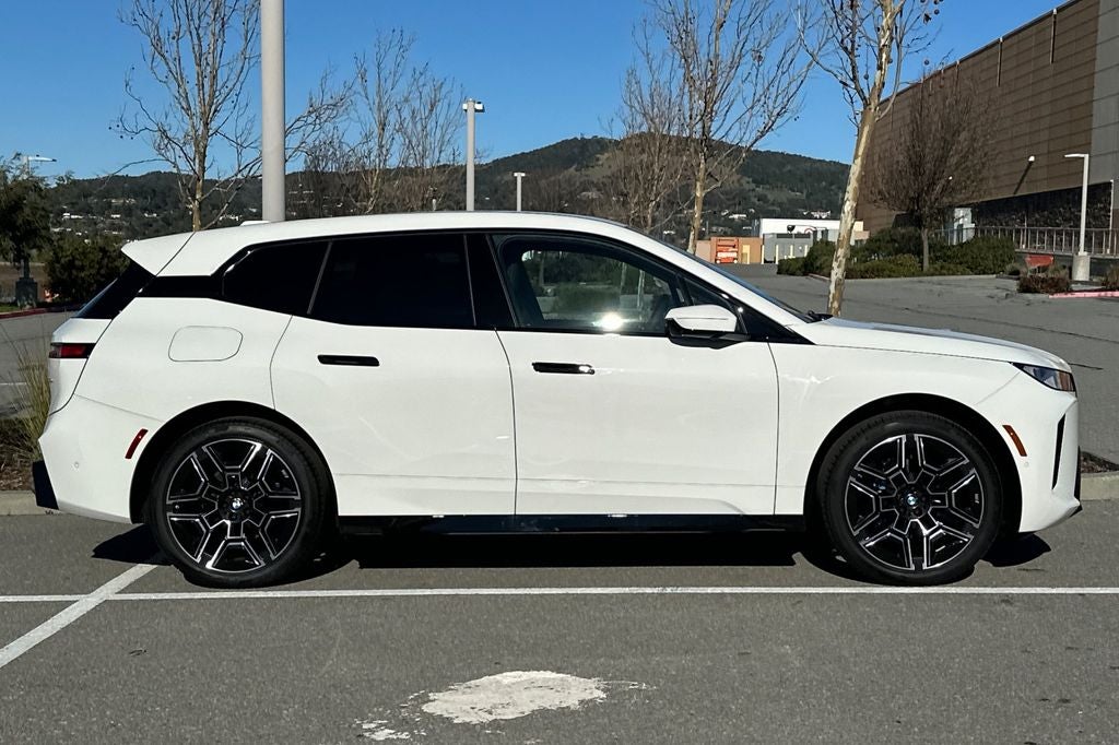 2026 BMW iX xDrive45