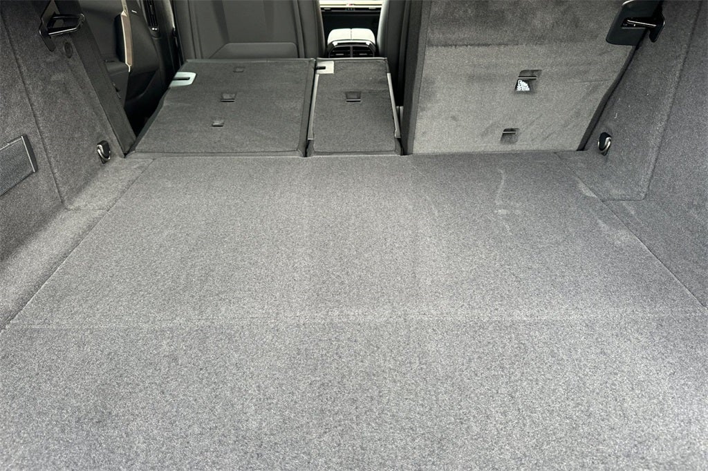 2026 BMW iX xDrive60