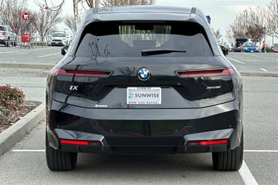 2026 BMW iX xDrive60