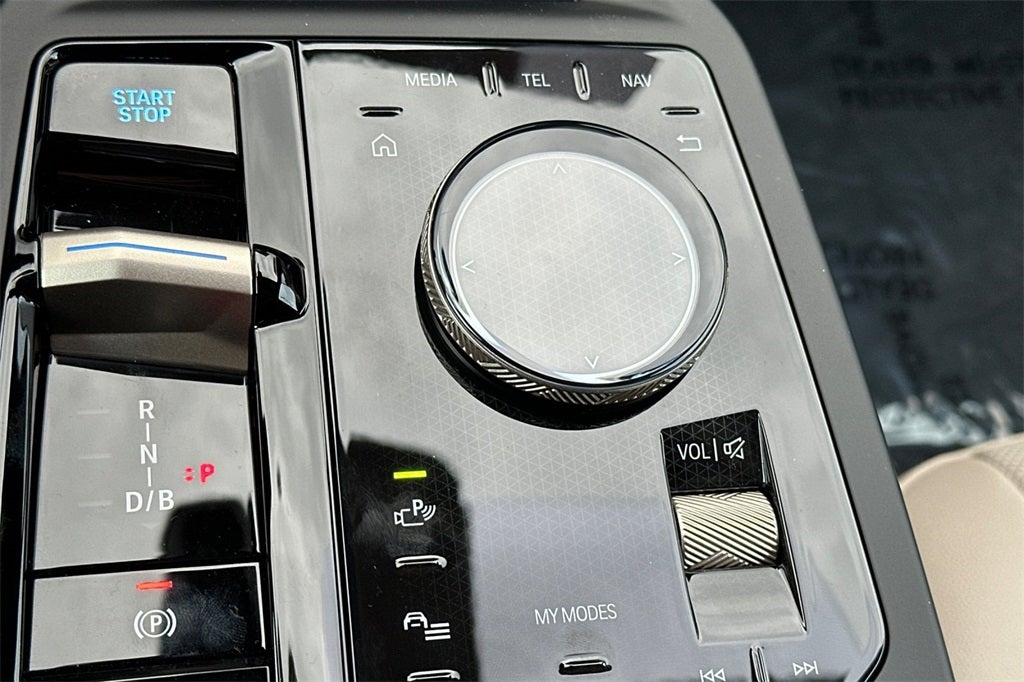 2026 BMW iX xDrive60