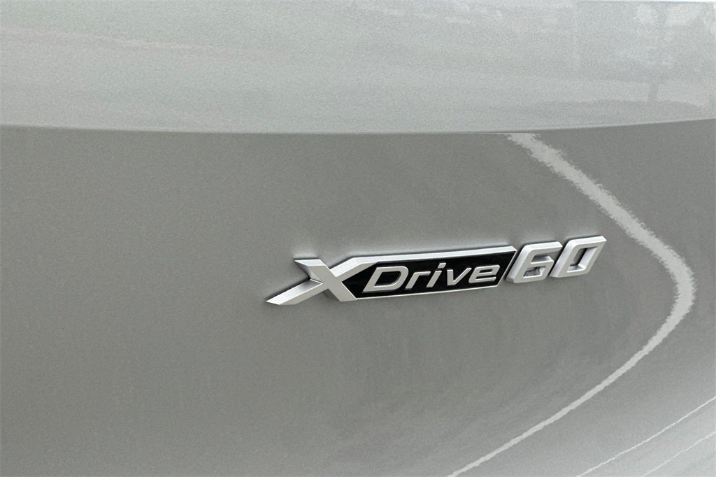 2026 BMW iX xDrive60