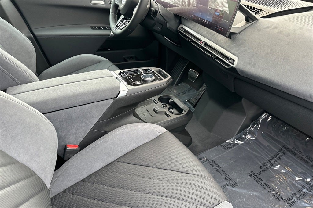 2026 BMW iX xDrive60