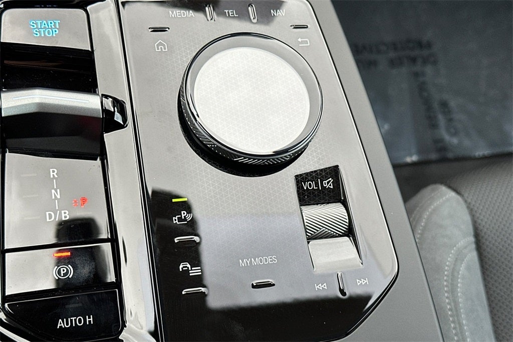 2026 BMW iX xDrive60