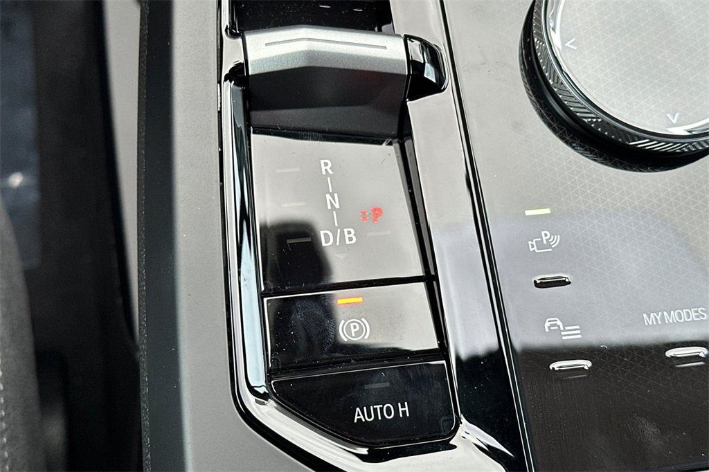 2026 BMW iX xDrive60