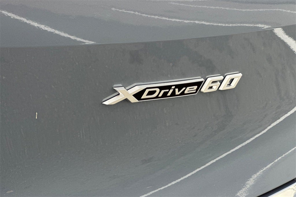 2026 BMW iX xDrive60