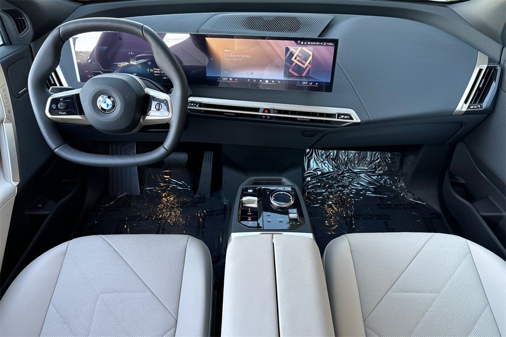 2026 BMW iX xDrive60