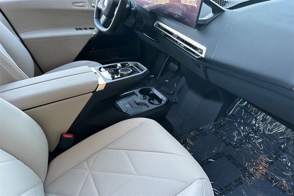 2026 BMW iX xDrive60