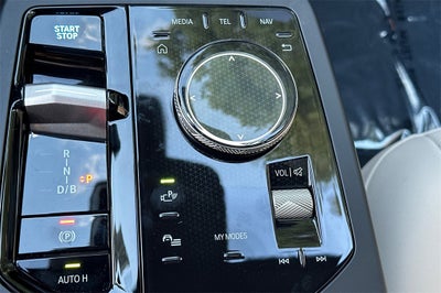 2026 BMW iX xDrive60