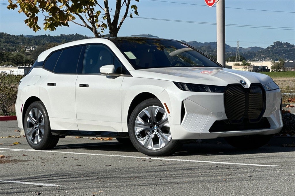 2026 BMW iX xDrive60