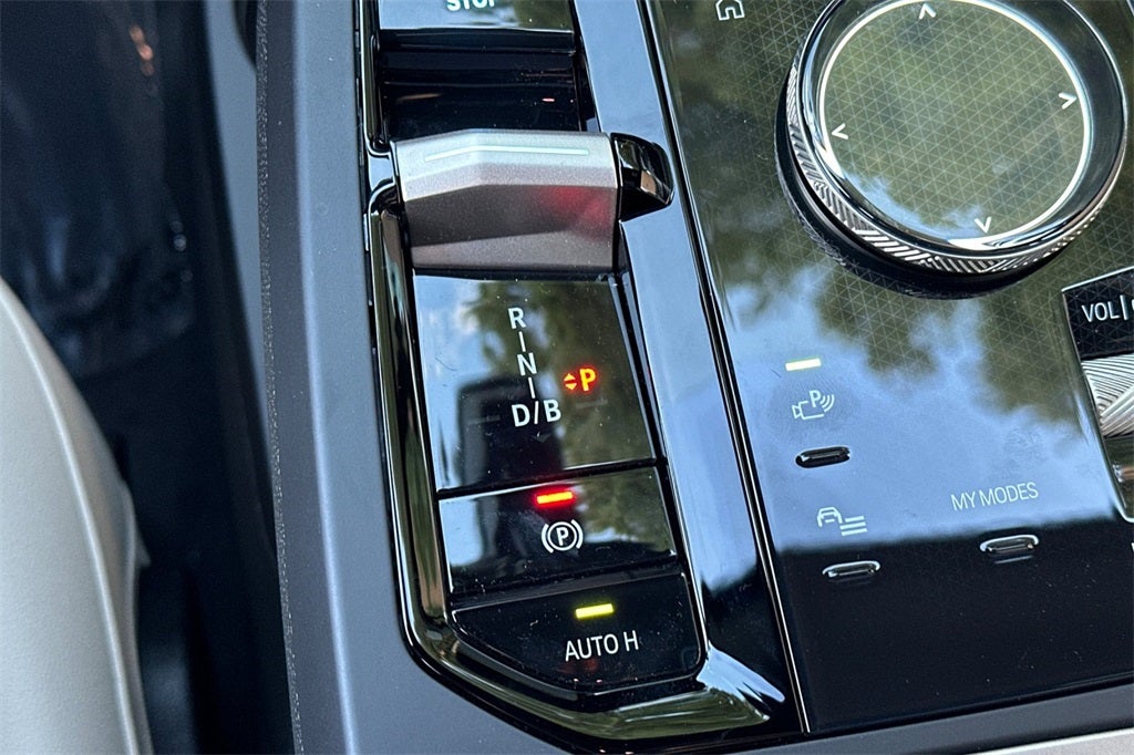 2026 BMW iX xDrive60