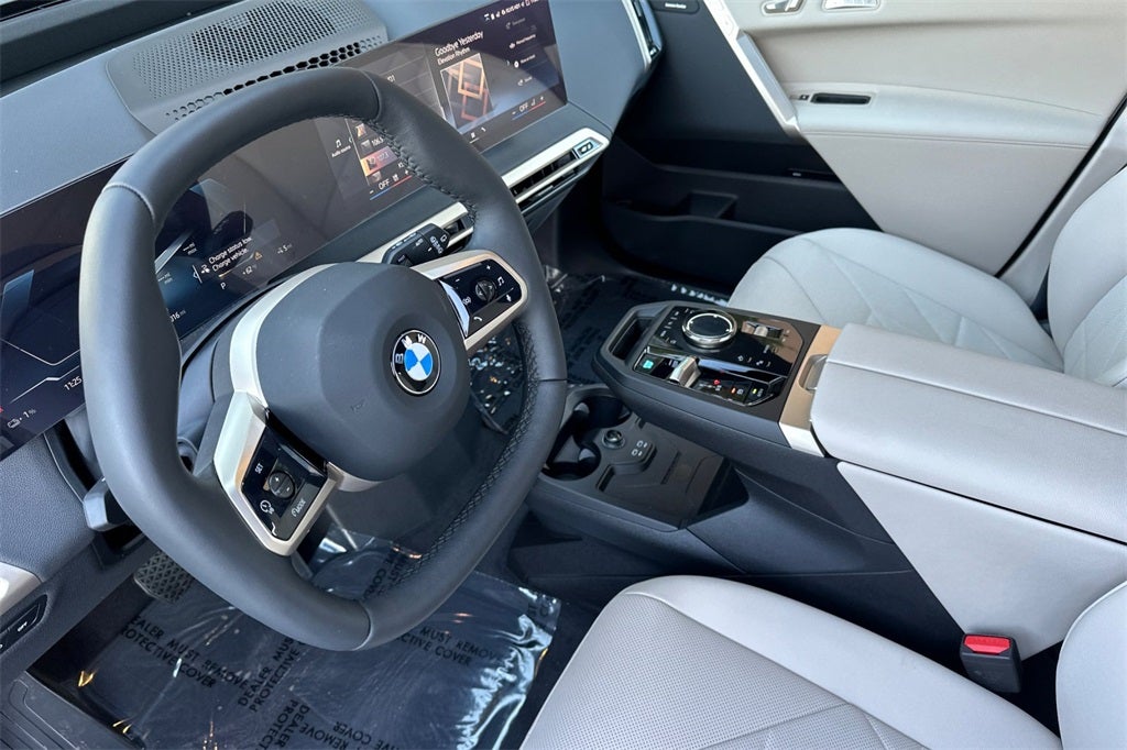 2026 BMW iX xDrive60