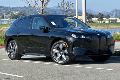 2026 BMW iX xDrive60