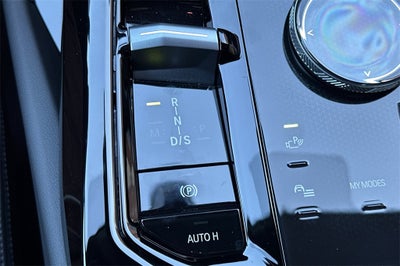 2026 BMW 5 Series 550e xDrive