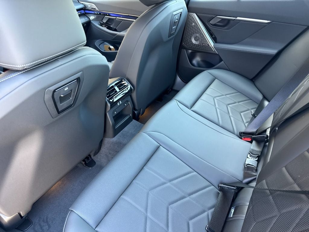 2027 BMW 5 Series 550e xDrive