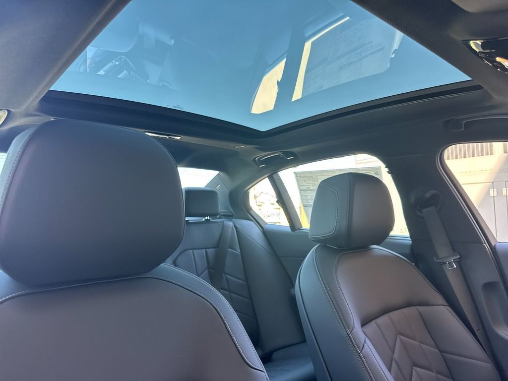 2027 BMW 5 Series 550e xDrive