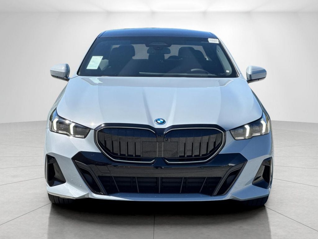 2027 BMW 5 Series 550e xDrive