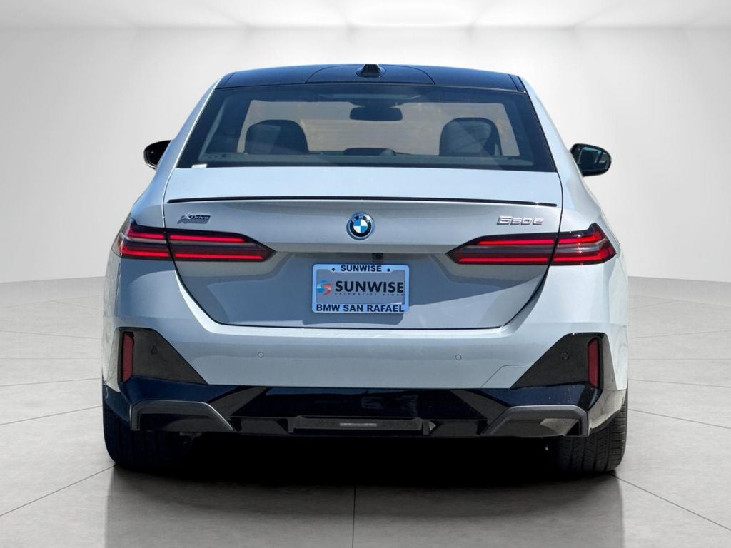 2027 BMW 5 Series 550e xDrive