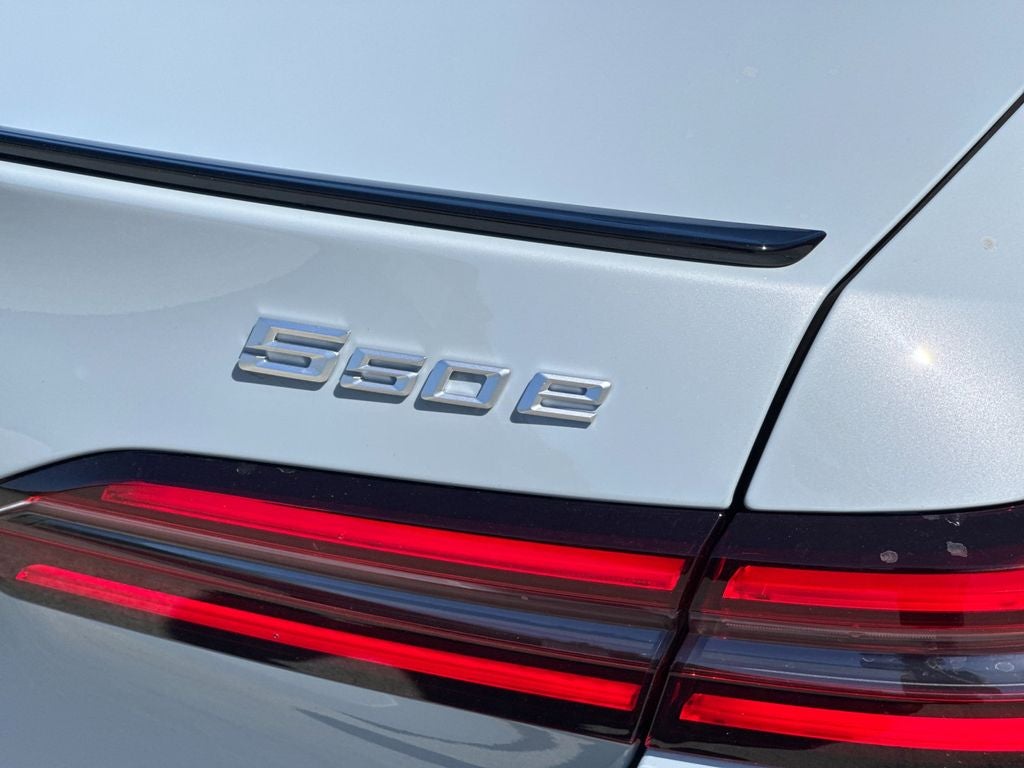 2027 BMW 5 Series 550e xDrive
