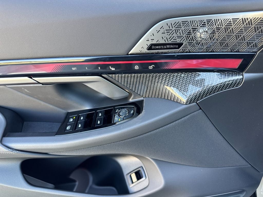 2027 BMW 5 Series 550e xDrive