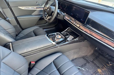 2026 BMW 7 Series 740i