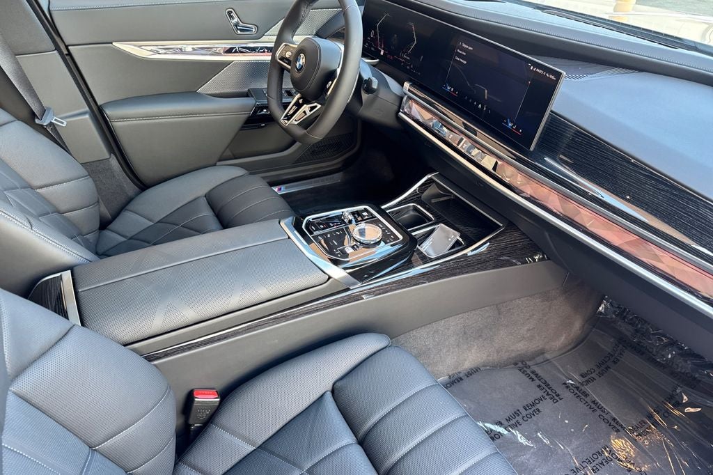 2026 BMW 7 Series 740i