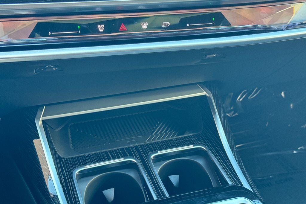 2026 BMW 7 Series 740i