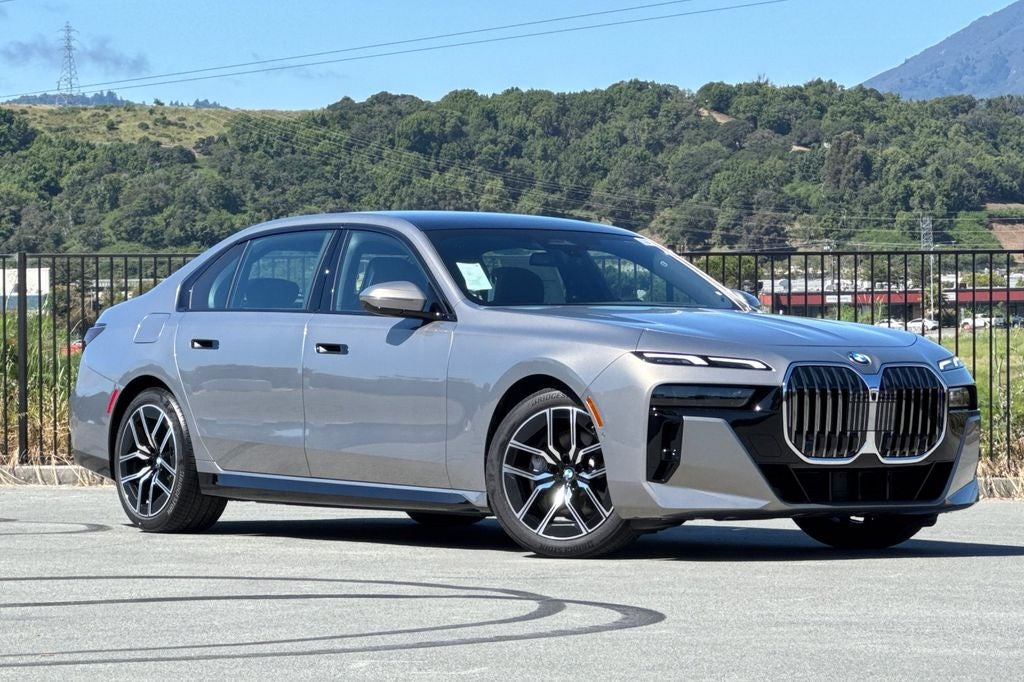2026 BMW 7 Series 740i