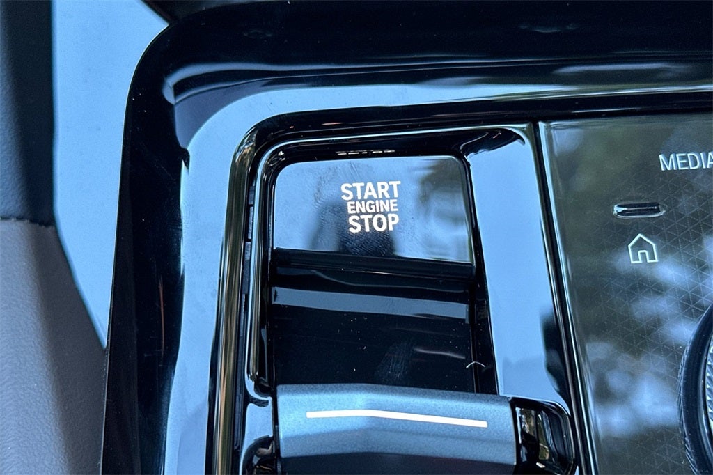 2026 BMW 5 Series 530i