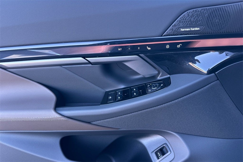 2026 BMW 5 Series 530i