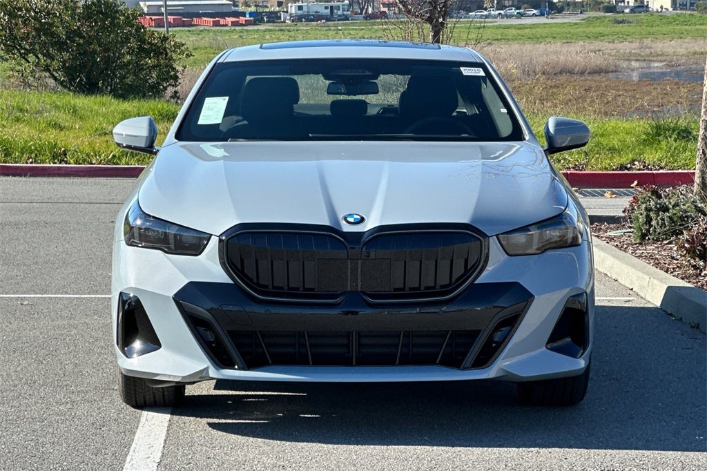 2026 BMW 5 Series 530i