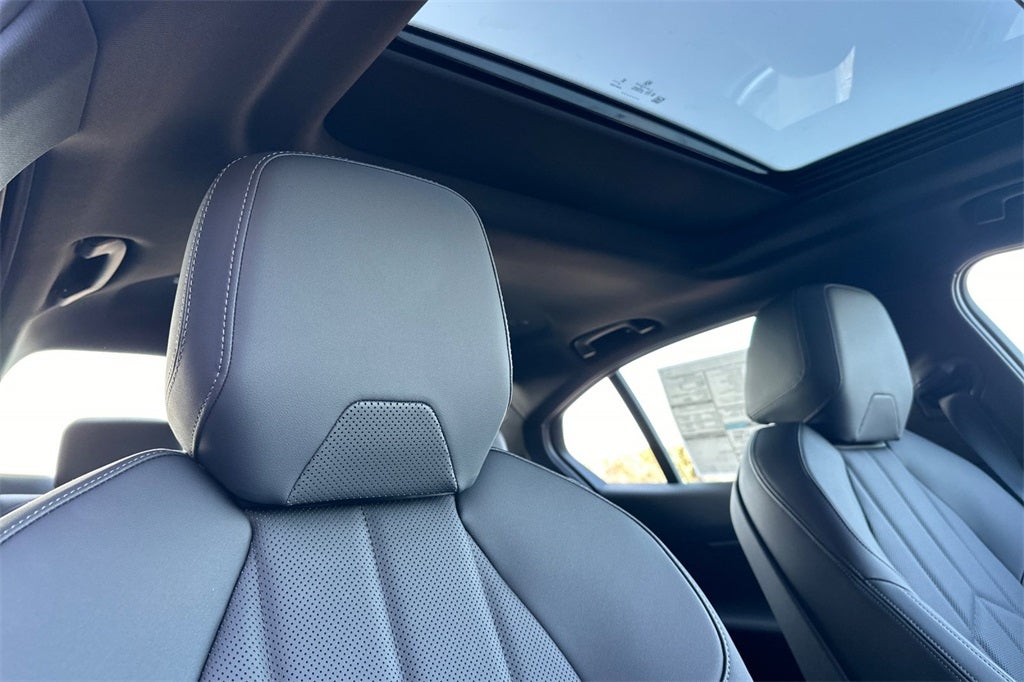 2026 BMW 5 Series 530i