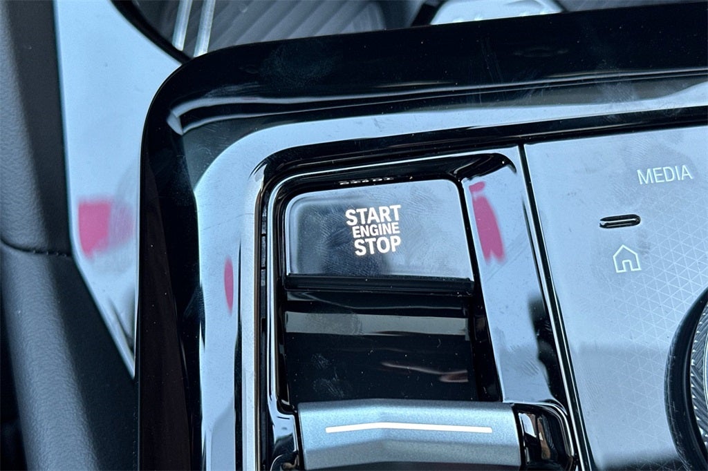 2026 BMW 5 Series 530i