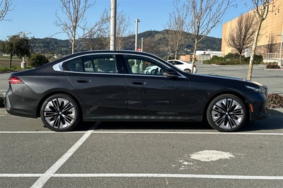 2026 BMW 5 Series 530i