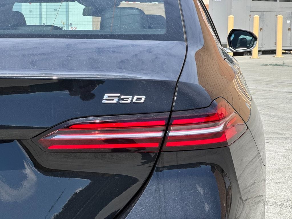 2026 BMW 5 Series 530i