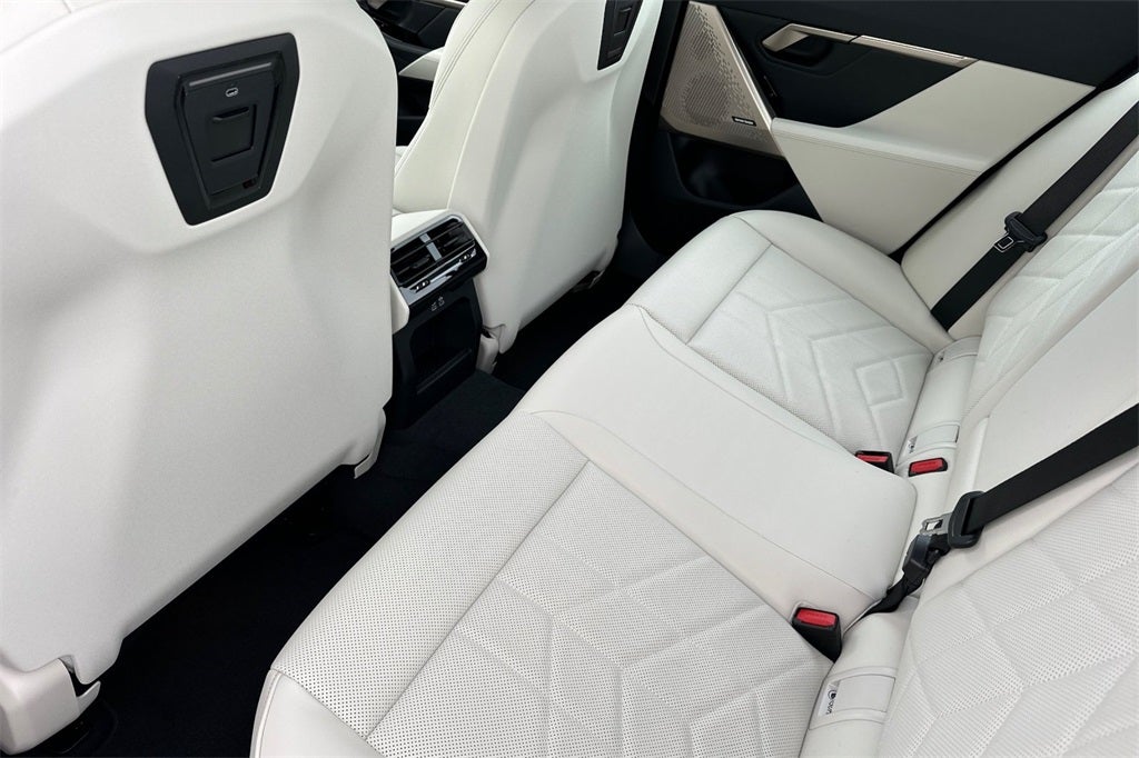 2026 BMW 5 Series 530i