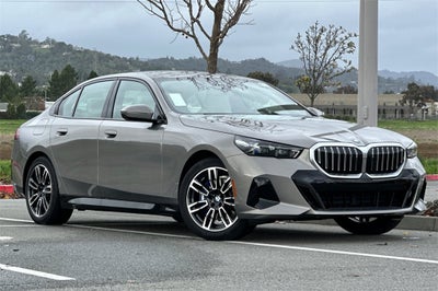 2026 BMW 5 Series 530i