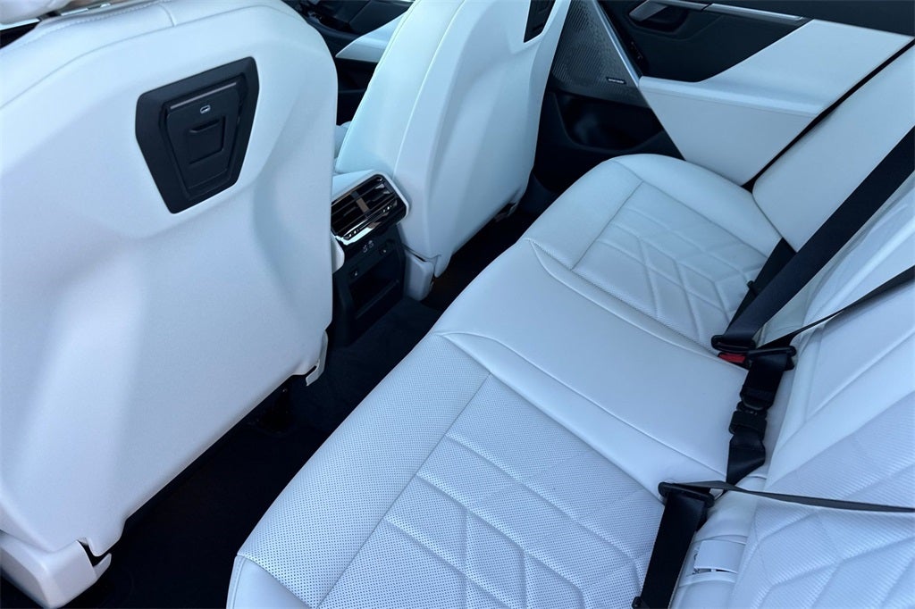 2026 BMW 5 Series 530i