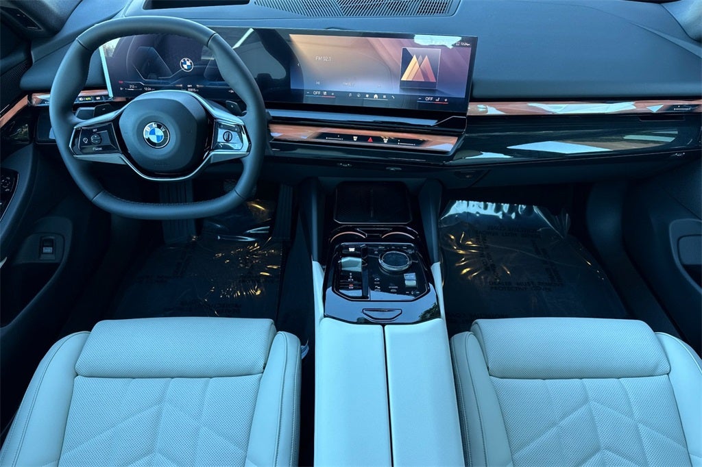 2026 BMW 5 Series 530i