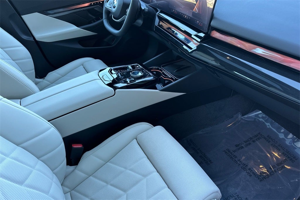 2026 BMW 5 Series 530i