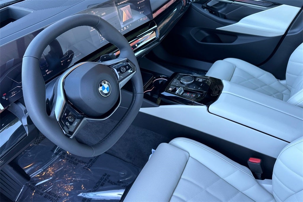 2026 BMW 5 Series 530i