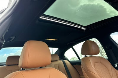 2022 BMW 5 Series 540i