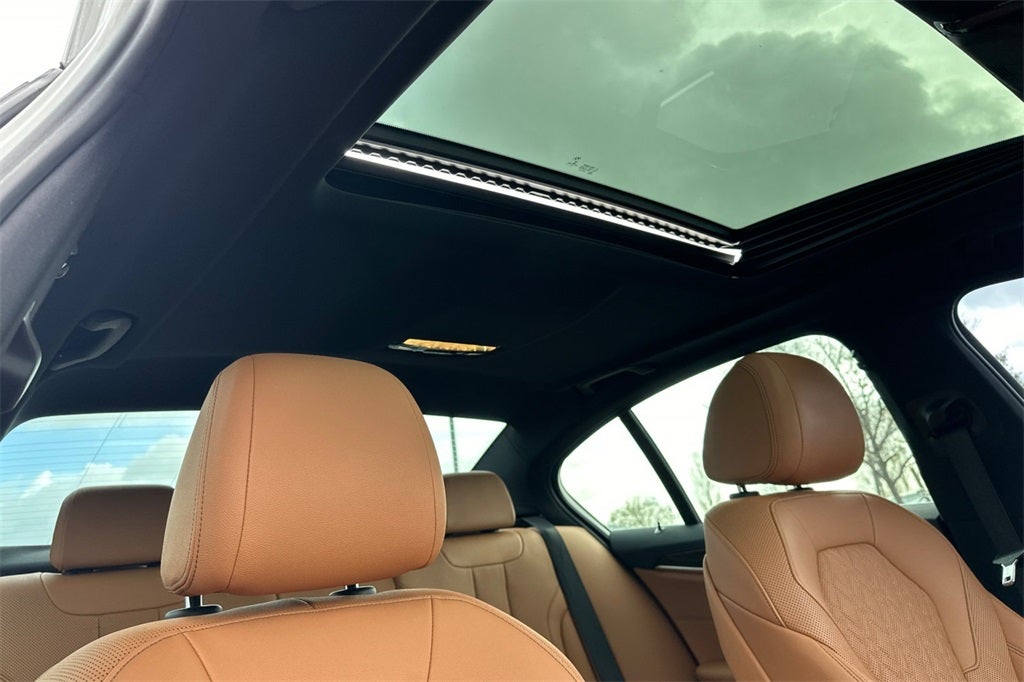 2022 BMW 5 Series 540i