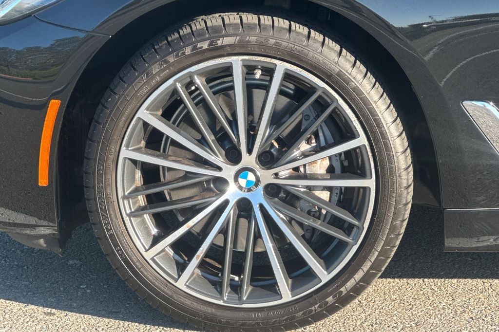 2023 BMW 5 Series 540i