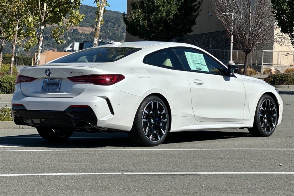 2025 BMW 4 Series M440i