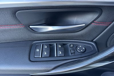 2018 BMW 3 Series 330i