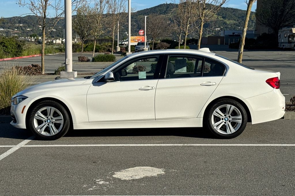 2018 BMW 3 Series 330i